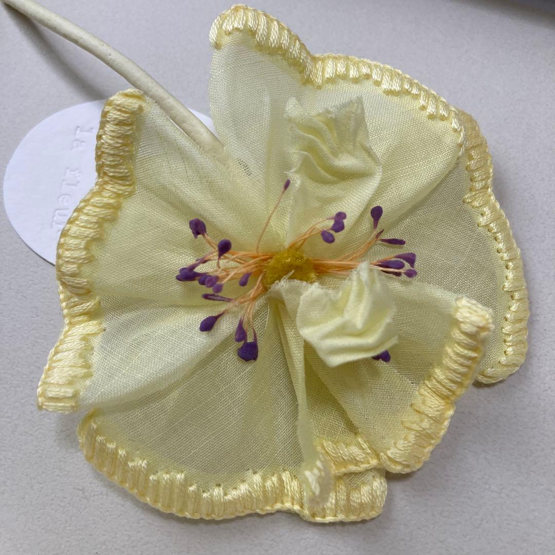 la fleur ミナペルホネン コサージュ