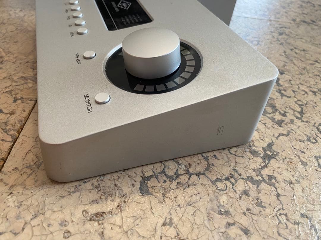 Neve 1073付き UAD apollo solo USB