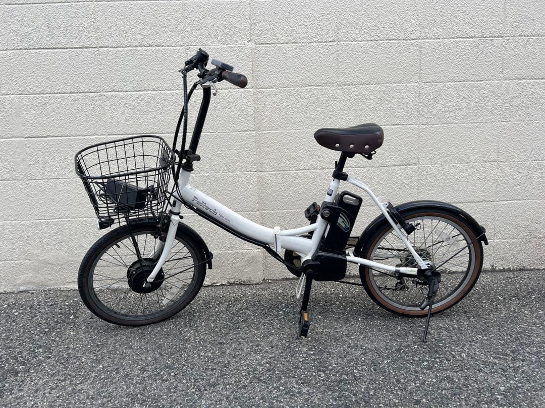 電動アシスト　折りたたみ自転車 ホワイト 20インチ