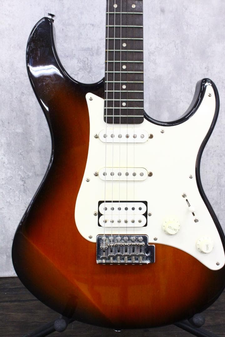 ▲YAMAHA/ヤマハ エレキギター YGS112T 弦楽器