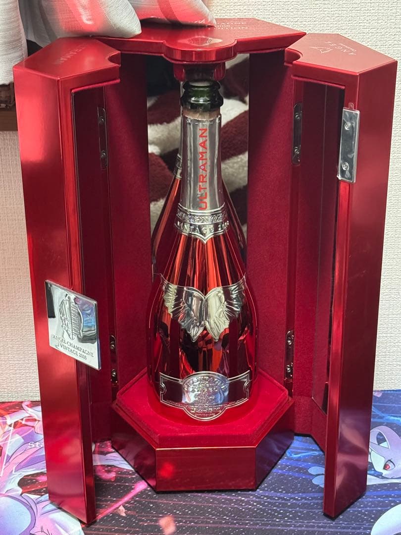 エンジェル シャンパン ヴィンテージ2008 ウルトラマンエディション 空瓶