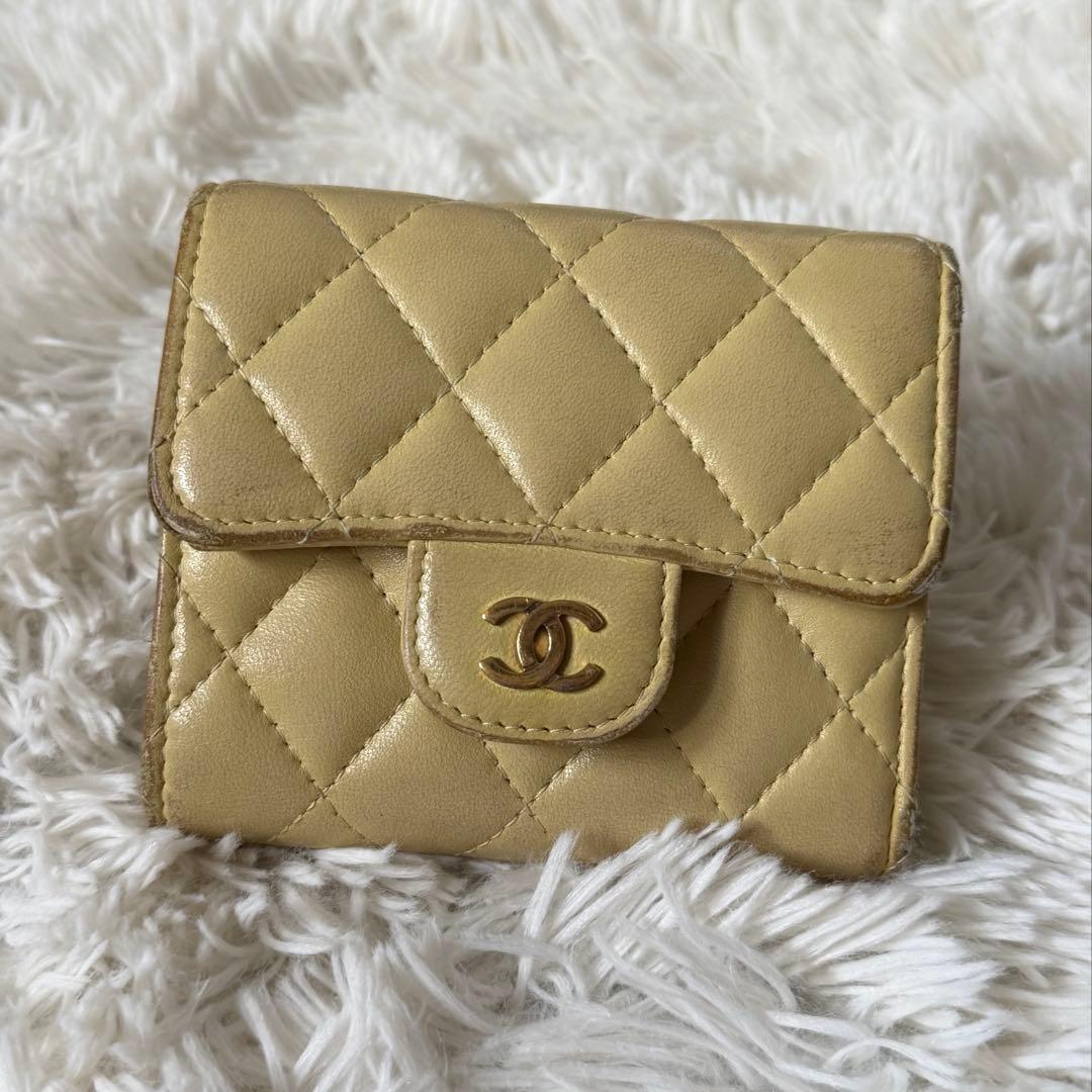 シャネル　財布　三つ折り