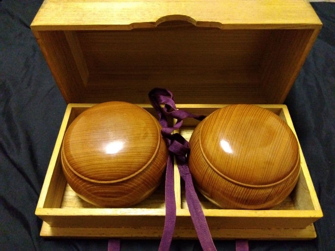 日向特製蛤碁石　月印相当　35号程度　特大欅碁笥　那智黒石　桐箱付き