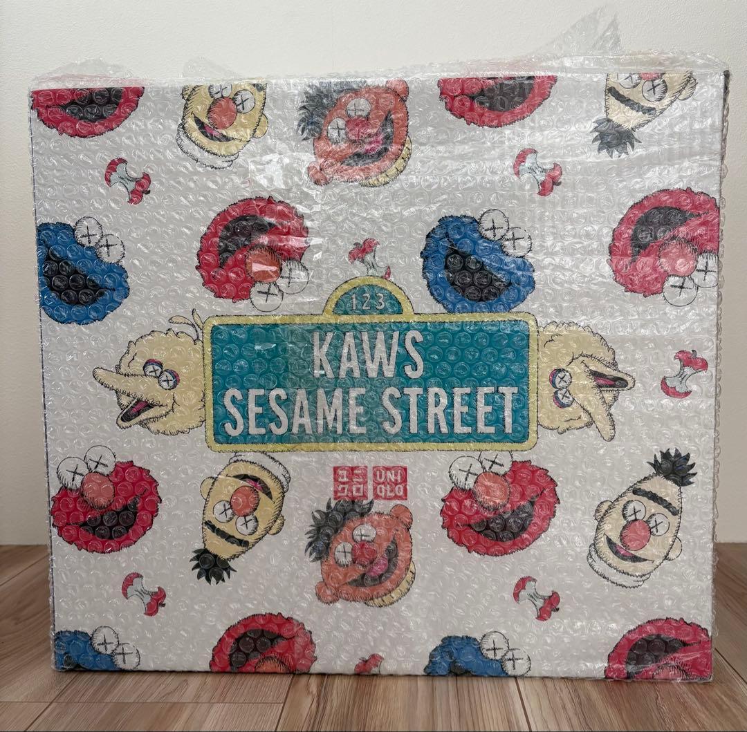 【新品】UNIQLO×KAWS セサミストリート ぬいぐるみセット