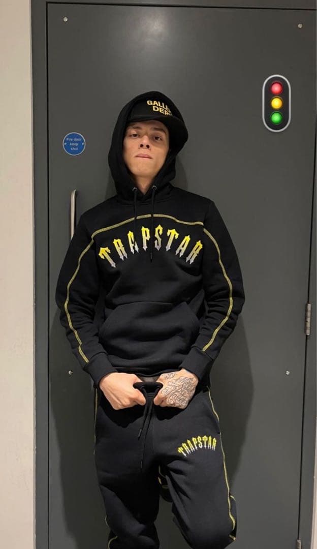 Trapstar x Central Cee 23 セットアップ