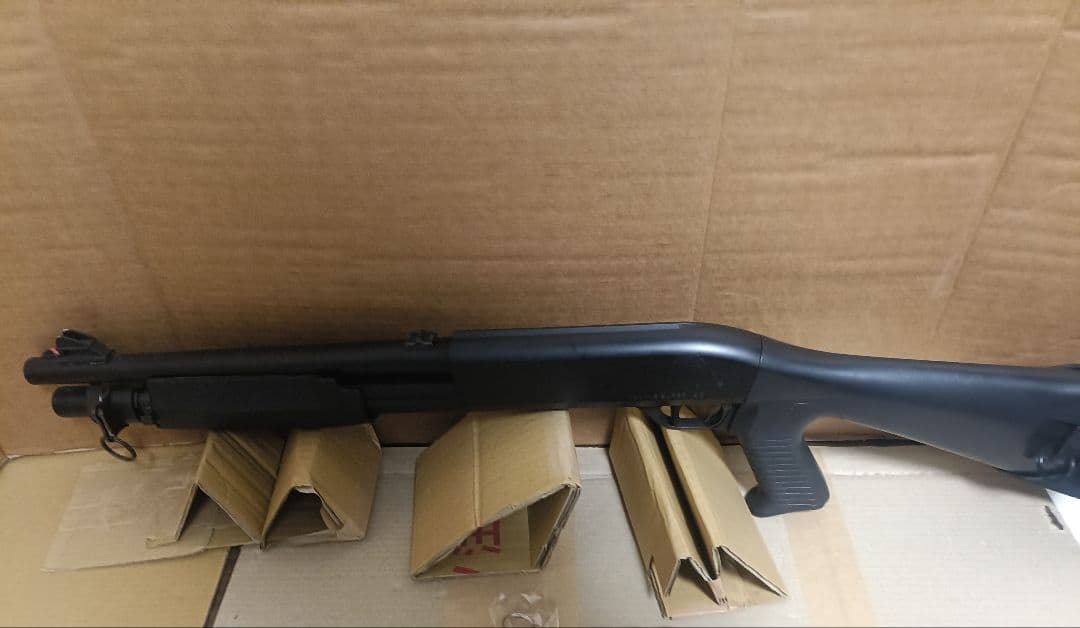 東京マルイ　M3スーパー90 ショットガン