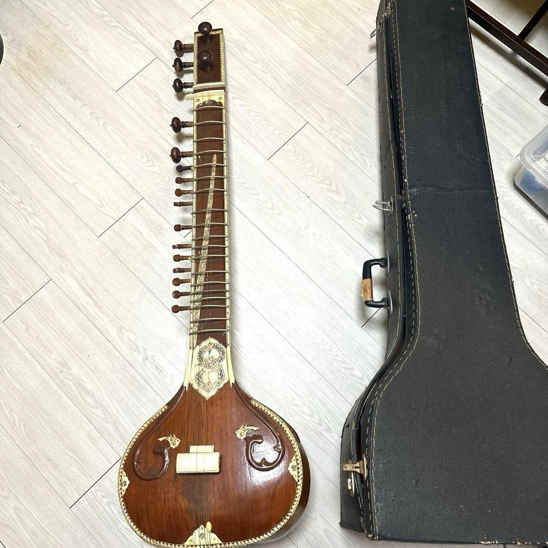 木製シタール 7弦 ケース付き　ジャンク品