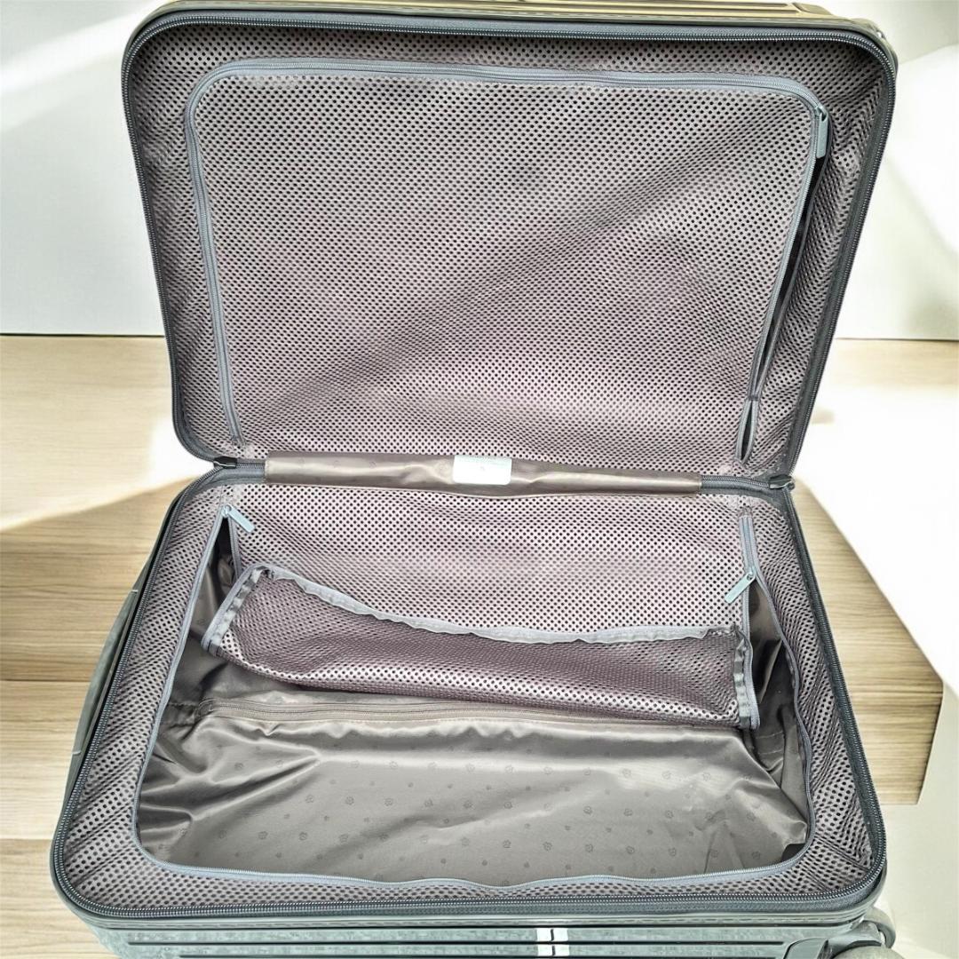 RIMOWA リモワ エッセンシャル ライト キャビン