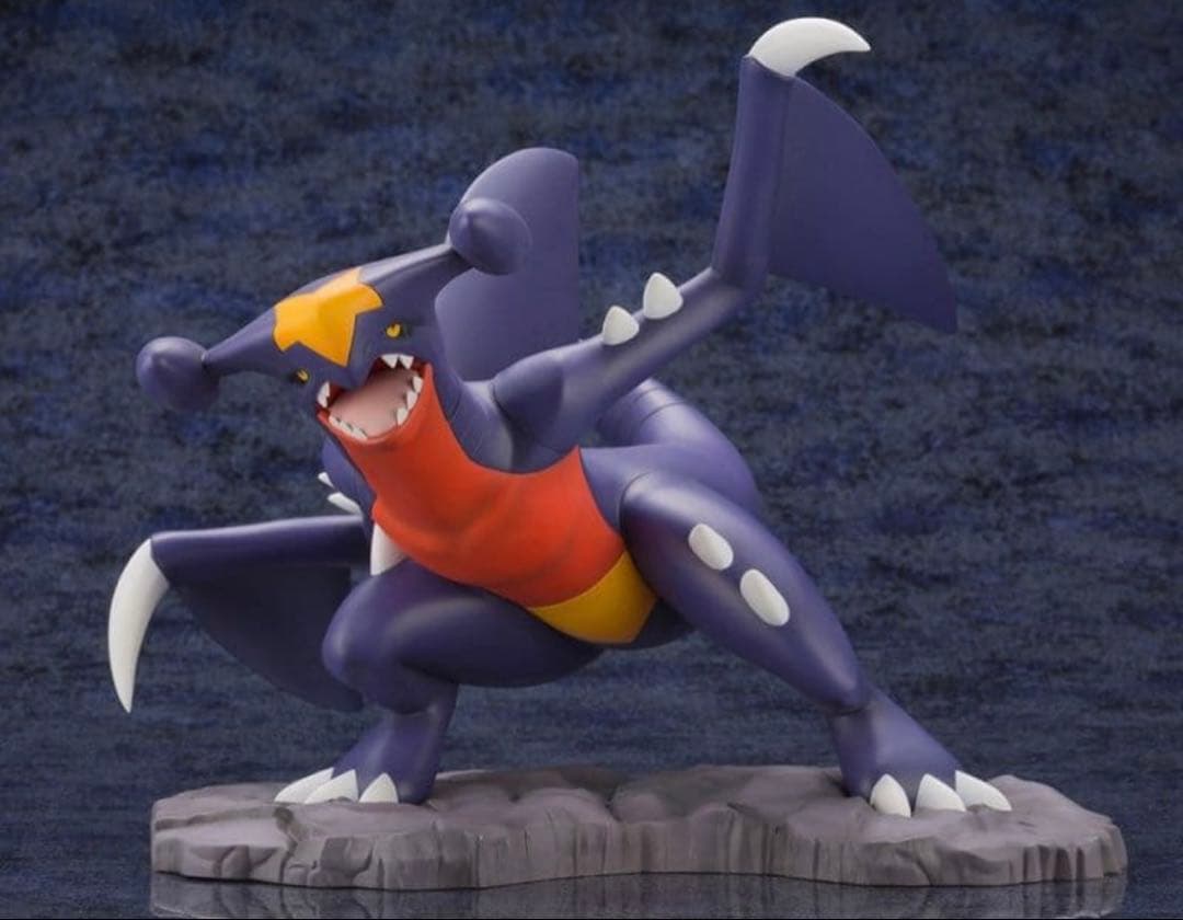 【未開封】ARTFX J シロナ with ガブリアス