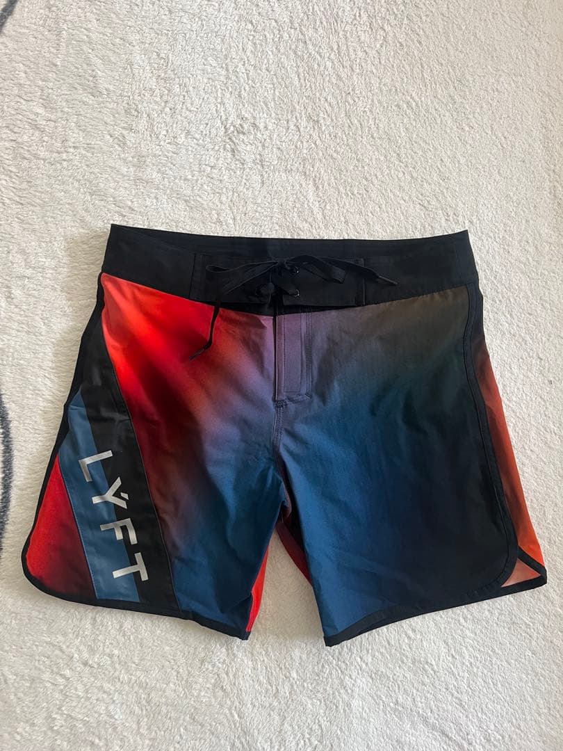 LÝFT GRAPHIC STAGE SHORTS / S