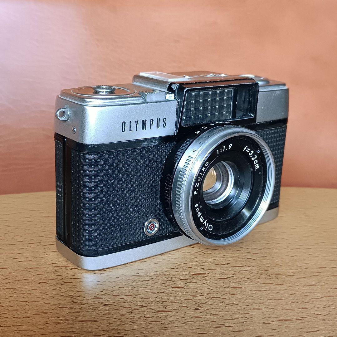 フィルムカメラ【完動品】オリンパスペンD