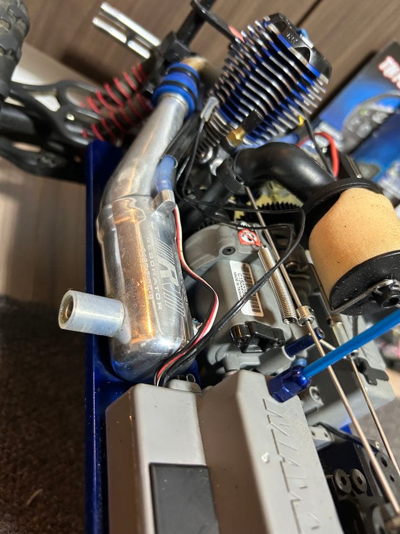 動作確認済み✨　トラクサス　t-maxx 3.3　エンジン　ニトロ