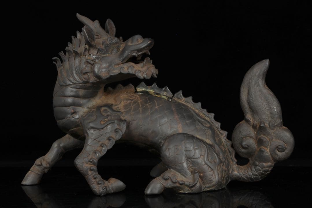 中国古玩 古銅製 麒麟香炉 細密彫刻 霊獣 瑞獣 香道具 唐物 古美術 骨董品