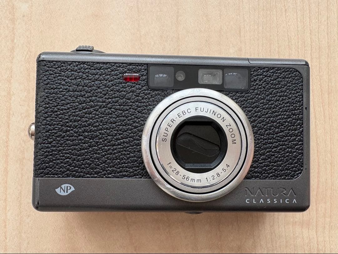 NATURA CLASSICA コンパクトカメラ（ジャンク品）