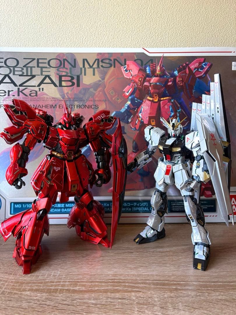 MG 1/100 ver.ka νガンダム　サザビー　超メルカリ市中限定出品