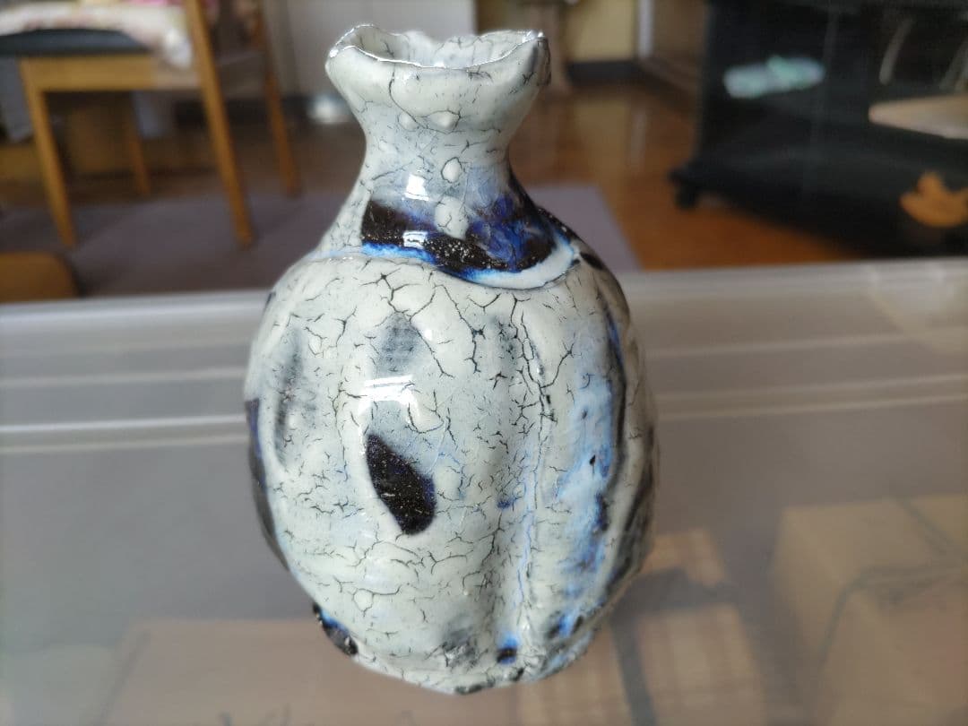 塚本治彦 粉ひき　とっくり　共箱　布　粉引　徳利