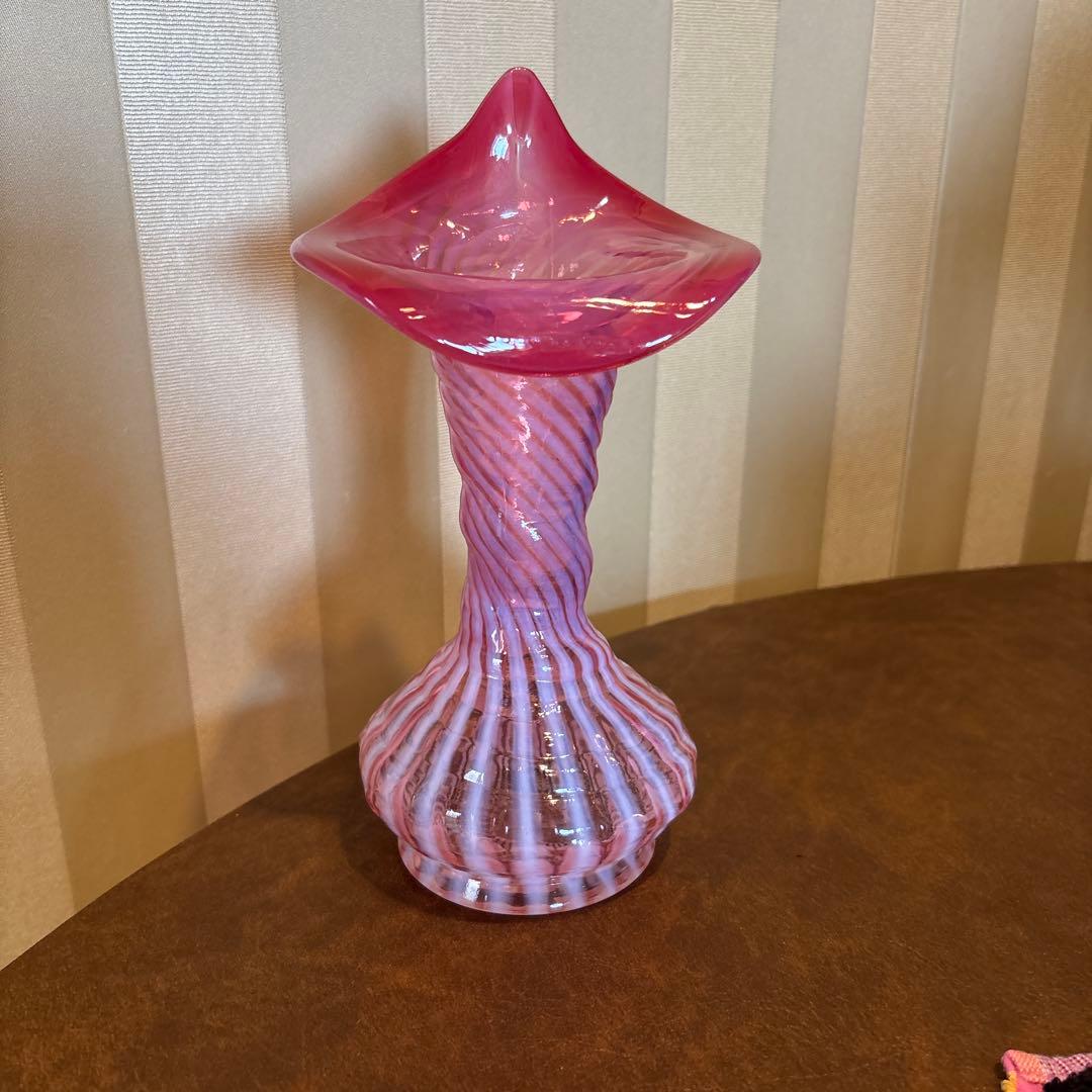 Fenton Art Glass・アンティークガラス