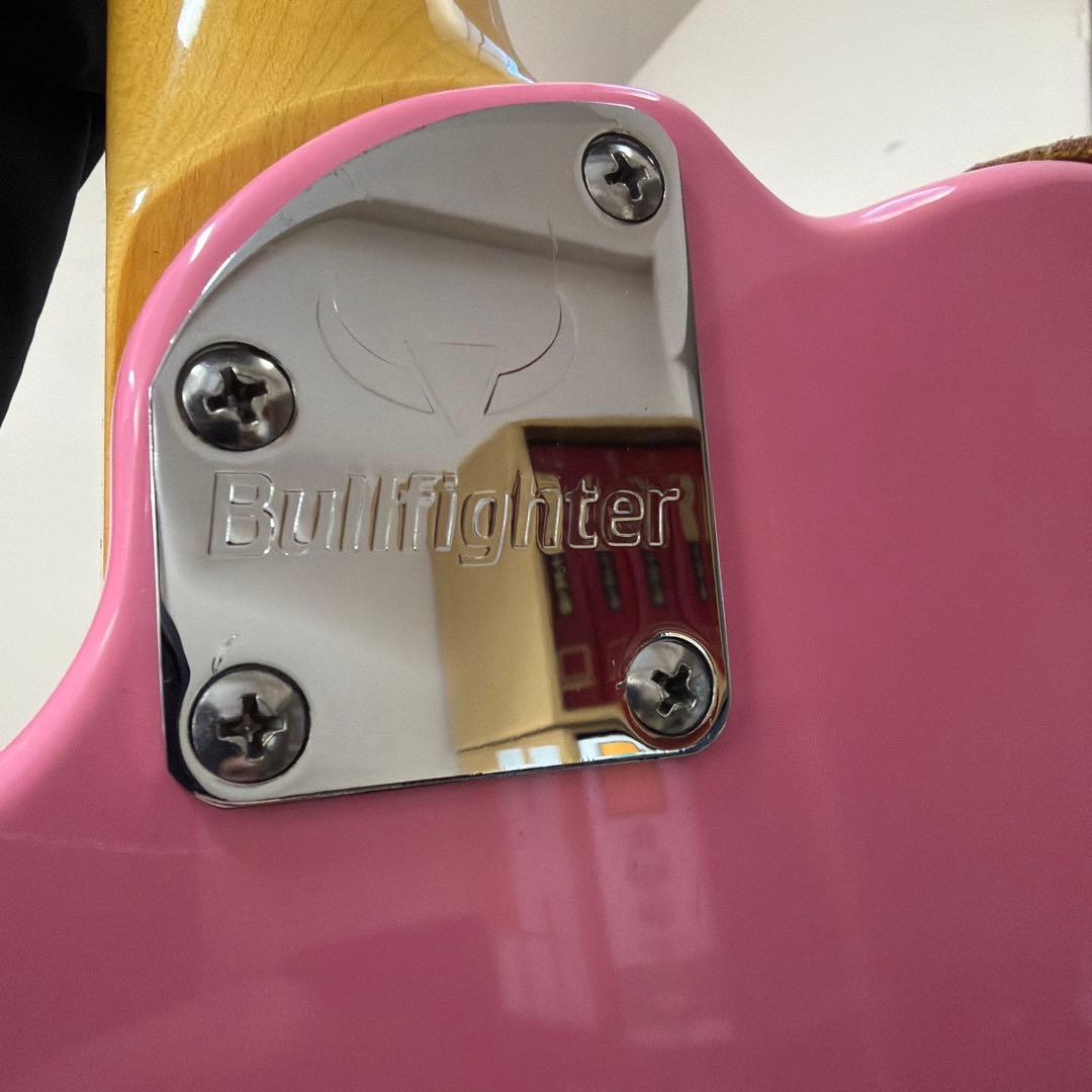 Bullfighter エレキギター レインボーピンク
