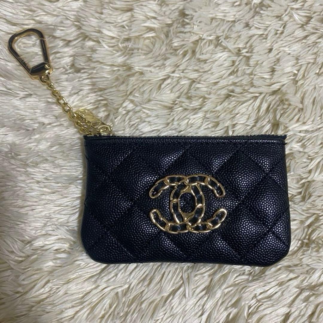 シャネル ノベルティ ケース