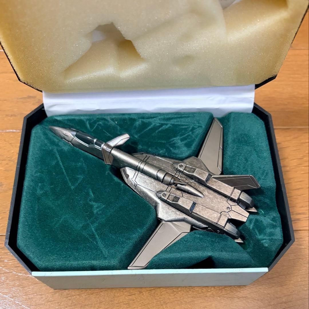 マクロスダイキャスト 童友社 YF-19