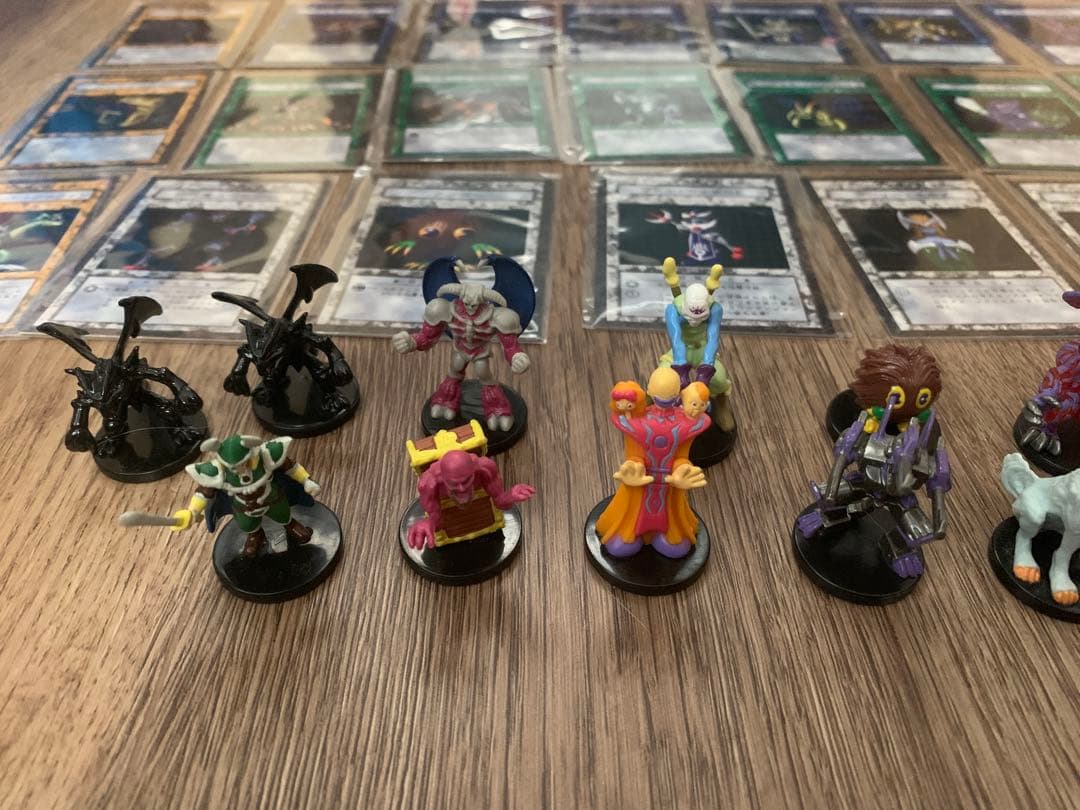 遊戯王　ダンジョンダイスモンスターズ　スターター含むフィギュア&カードまとめ売り