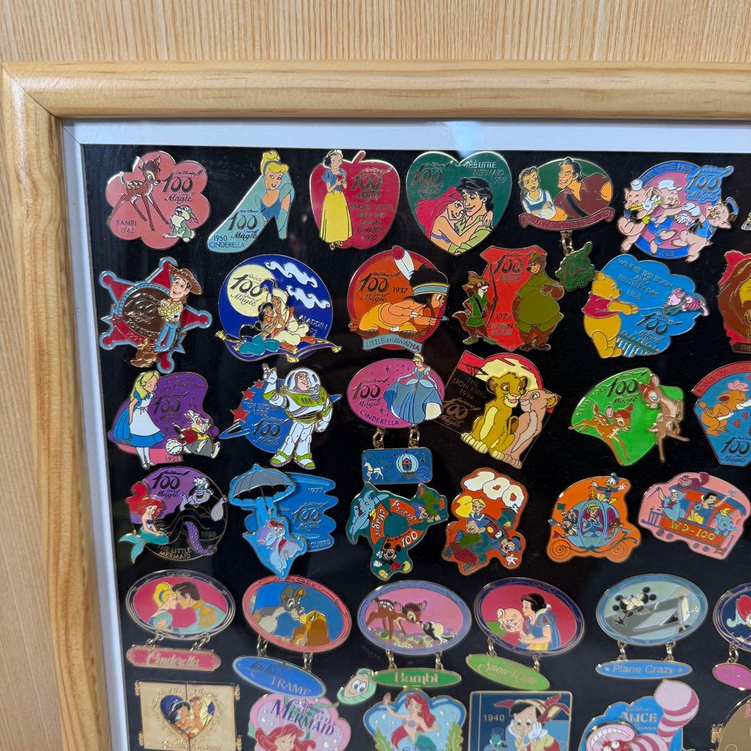 ディズニー　Disney ピンバッジ　まとめて　80個以上　大量　コレクション