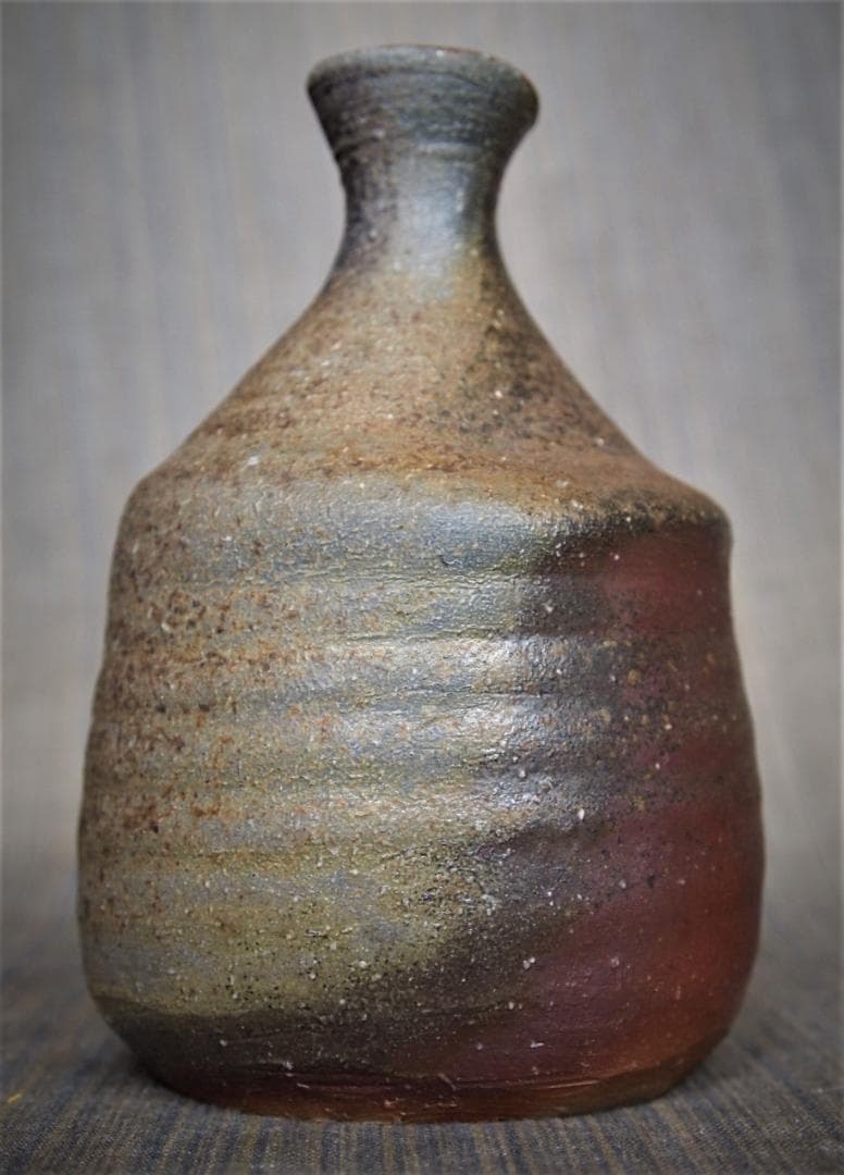 高力芳照【師：金重素山、金重有邦】★備前（窯変）徳利B★共箱・布・栞