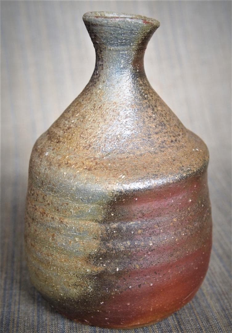 高力芳照【師：金重素山、金重有邦】★備前（窯変）徳利B★共箱・布・栞