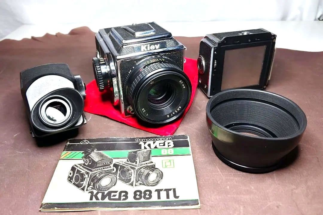 フィルムカメラ Kiev 88 TTL VOLNA 3 MC F/2.8 80mm