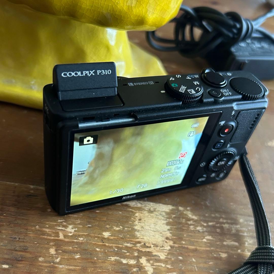 Nikon COOLPIX P310 コンパクトデジタルカメラ ブラック
