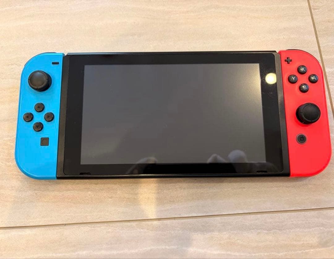 Nintendo Switch ネオンブルー/ネオンレッド 本体　Joy-Con