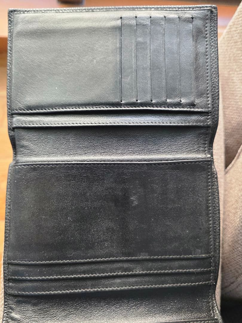 CHANEL ブラック 二つ折り財布　ジャンク品