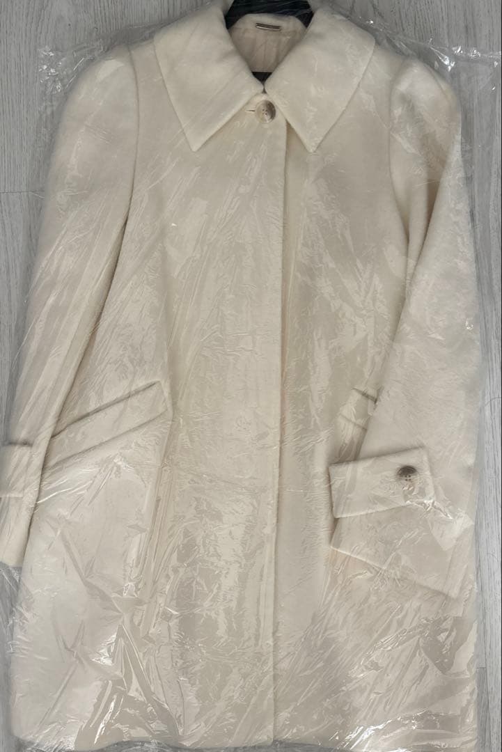 ホワイト　スナイデル　コート