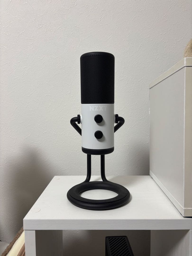 配信機器・PA機器・レコーディング機器 NZXT capsule white