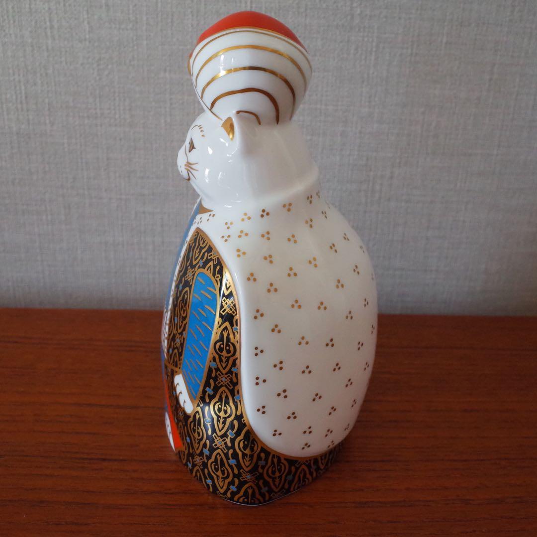 ロイヤルクラウンダービー／フィギュリン／ペルシャ猫の置物／英国アンティーク