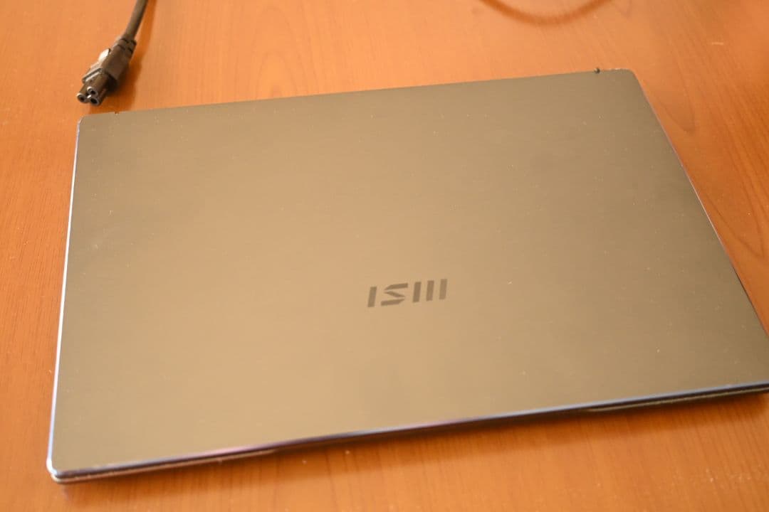 MSi ノートパソコン　i7-1185G7　16GB GTX1650