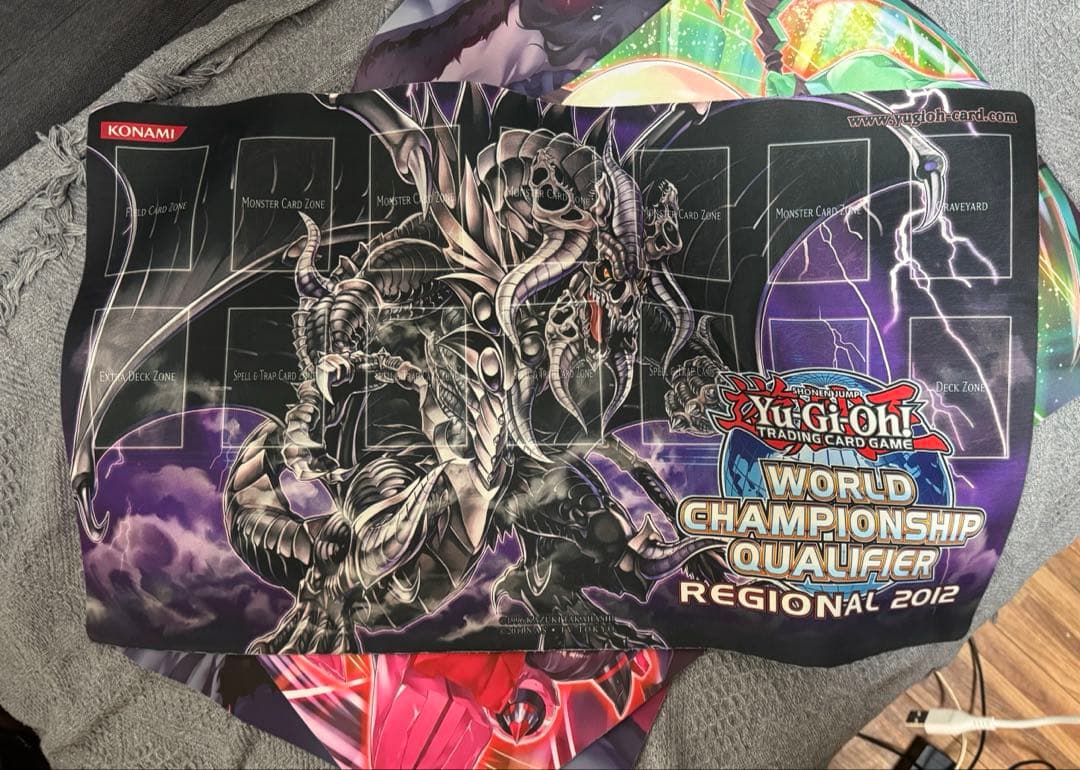 遊戯王暗黒界の龍神グラファ プレイマット