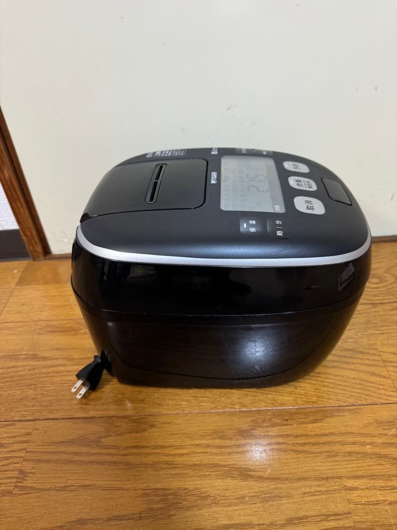 TIGER タイガー　炊飯器　JPI-10SC 2023年製