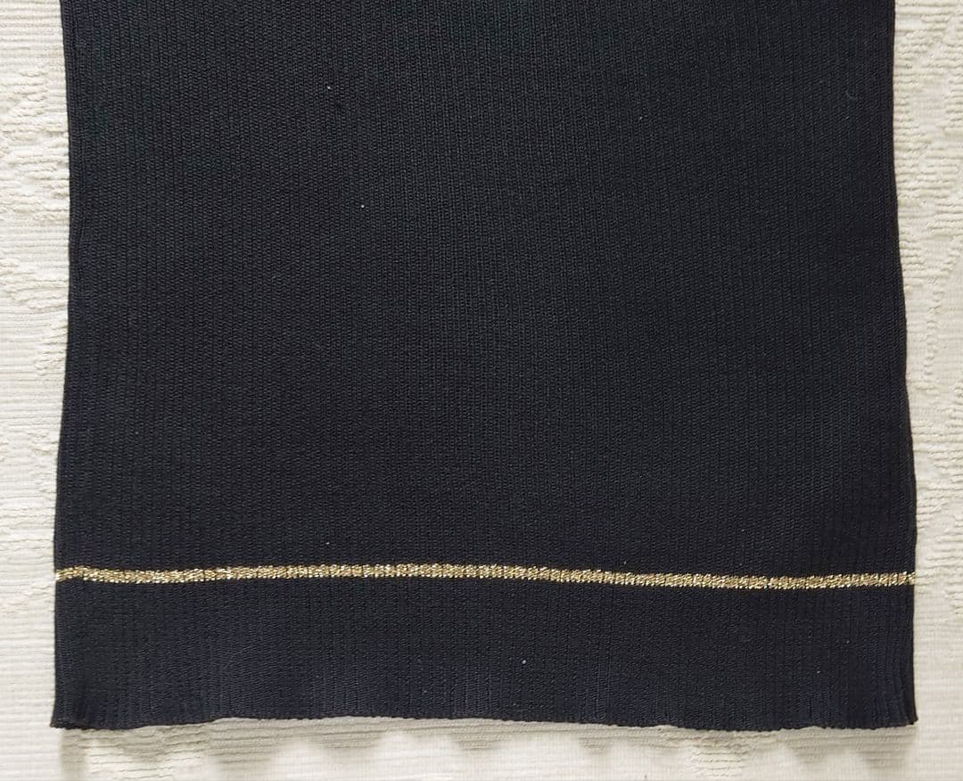 セリーヌ　　タンクトップ　リブニット　イタリー製　黒　ゴールドライン