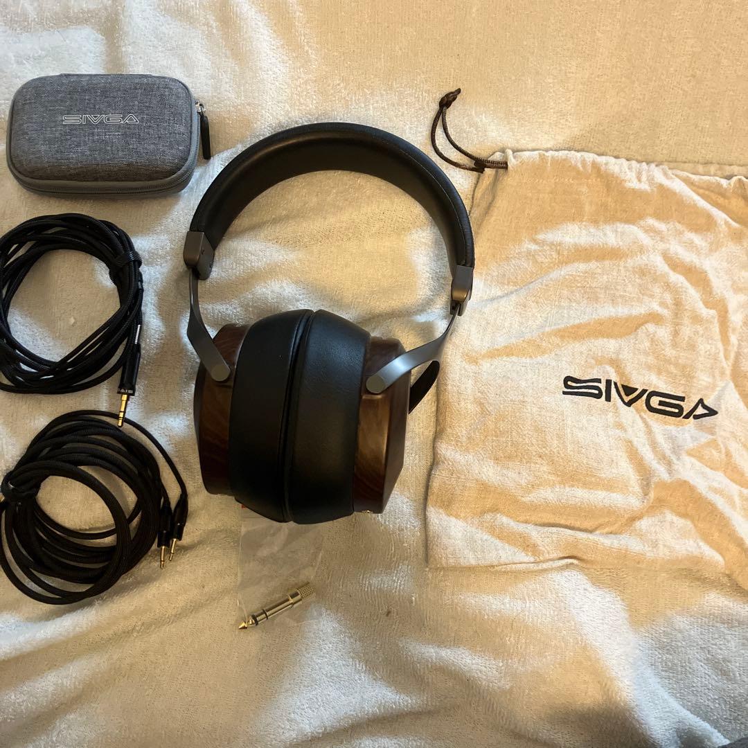 SIVGA SV021 SIV-PHN-4.4-2.5-BLK ケーブル付き