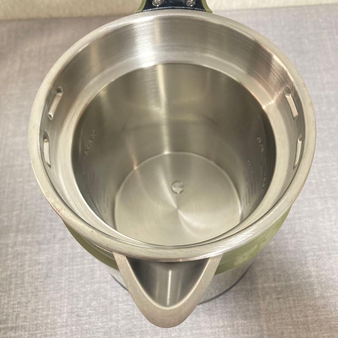 ☆未使用品 良品 マキタ 充電ケトル KT001GZO オリーブ色 makita