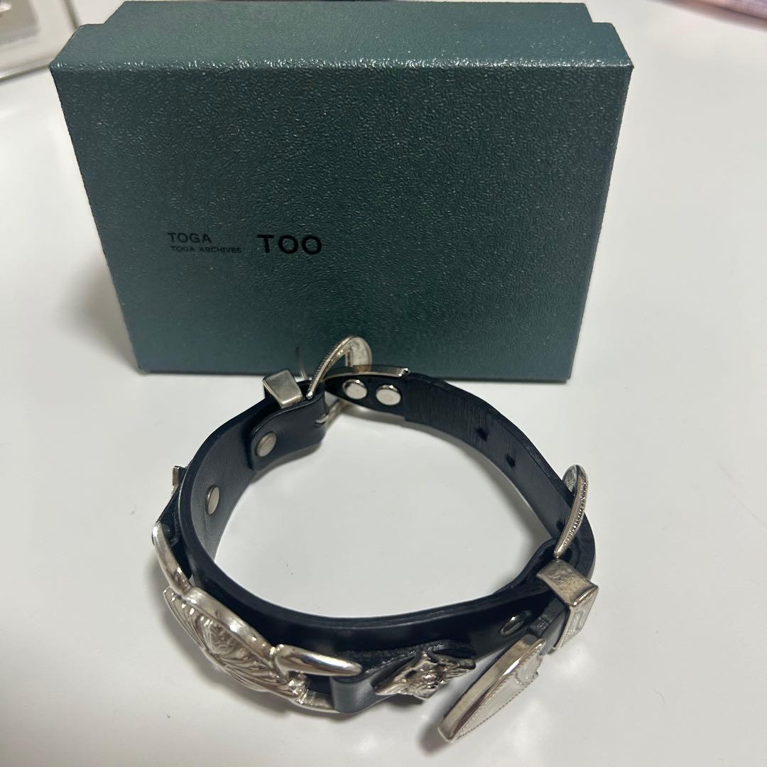アクセサリー TOGA too Double buckle leather bangle