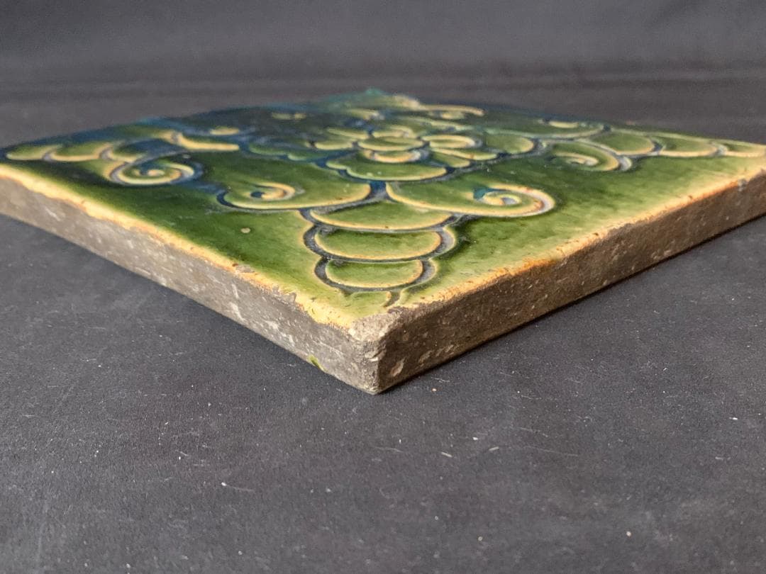 古織部 緑釉 花紋 敷瓦 釜敷 茶道具 江戸時代 877