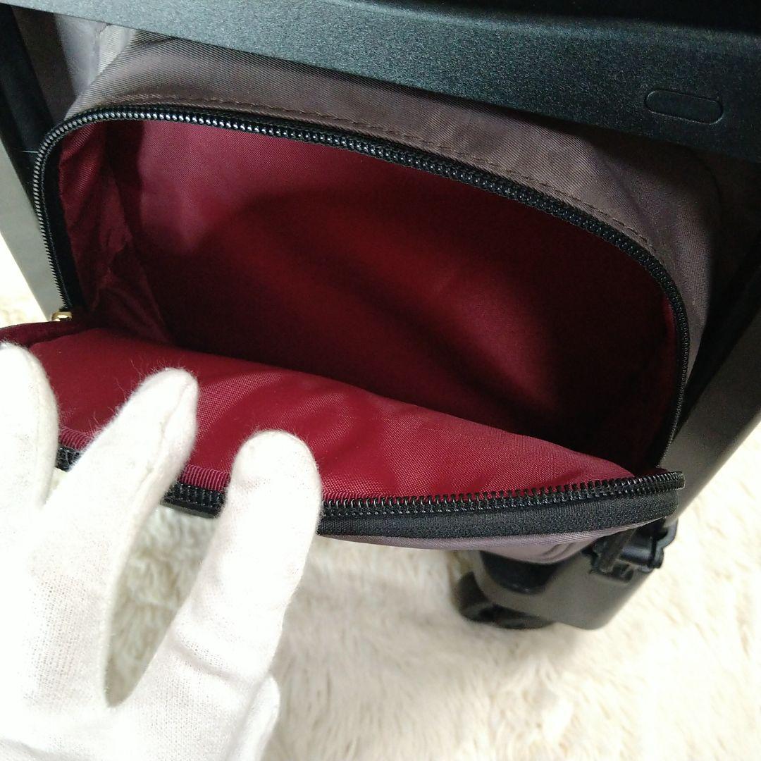 美品【スワニー】キャリーバッグ タイヤ４輪 レオパード