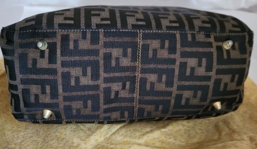 FENDI フェンディ ズッカ ハンドバッグ ブラウン