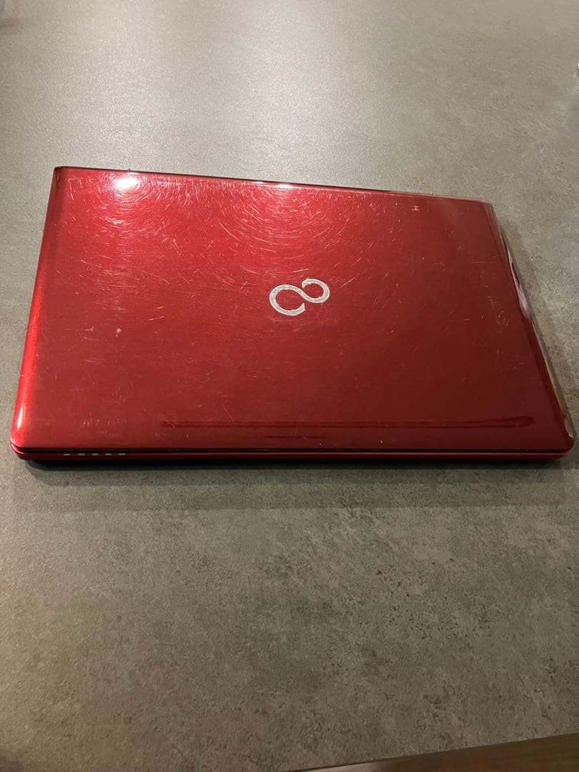 富士通 LIFEBOOK AH77/M Core i7 8GB タッチパネル