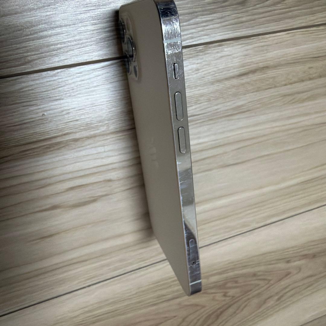 iPhone12 pro シルバー 256GB SIMロック解除・動作確認済
