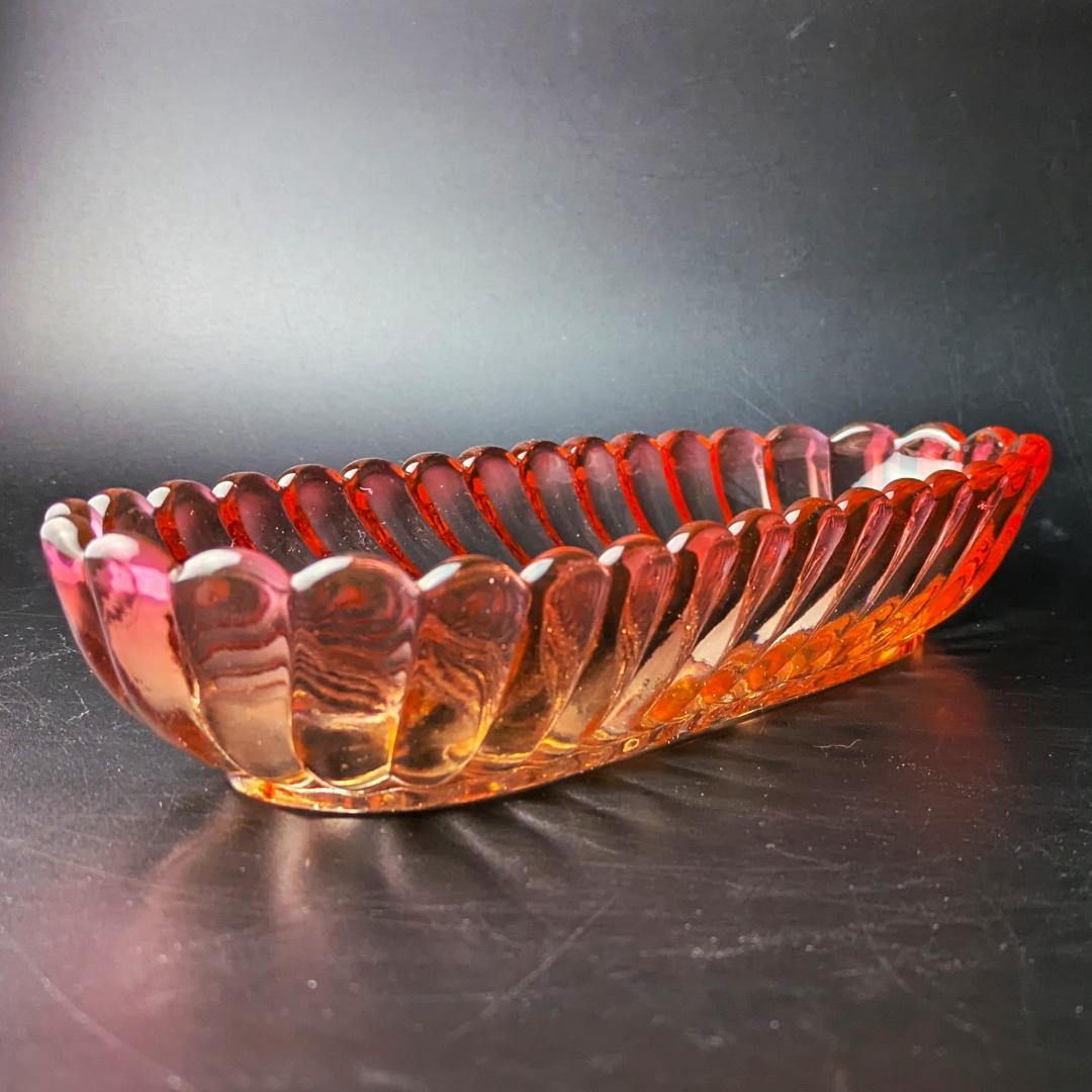 月末限定値下げ！レトロ感が可愛い★オールド バカラ バンブー トレイディッシュ皿