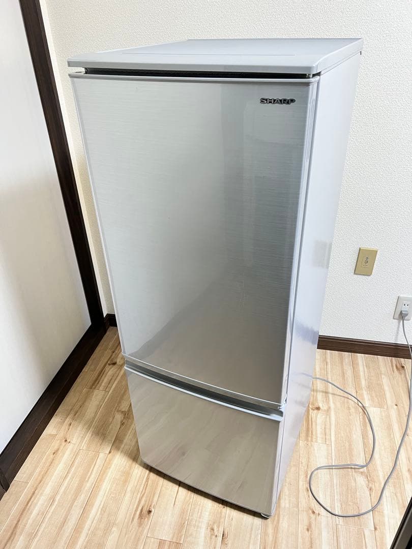 【送料無料】SHARP SJ-D17E-S 冷蔵庫 2018年製