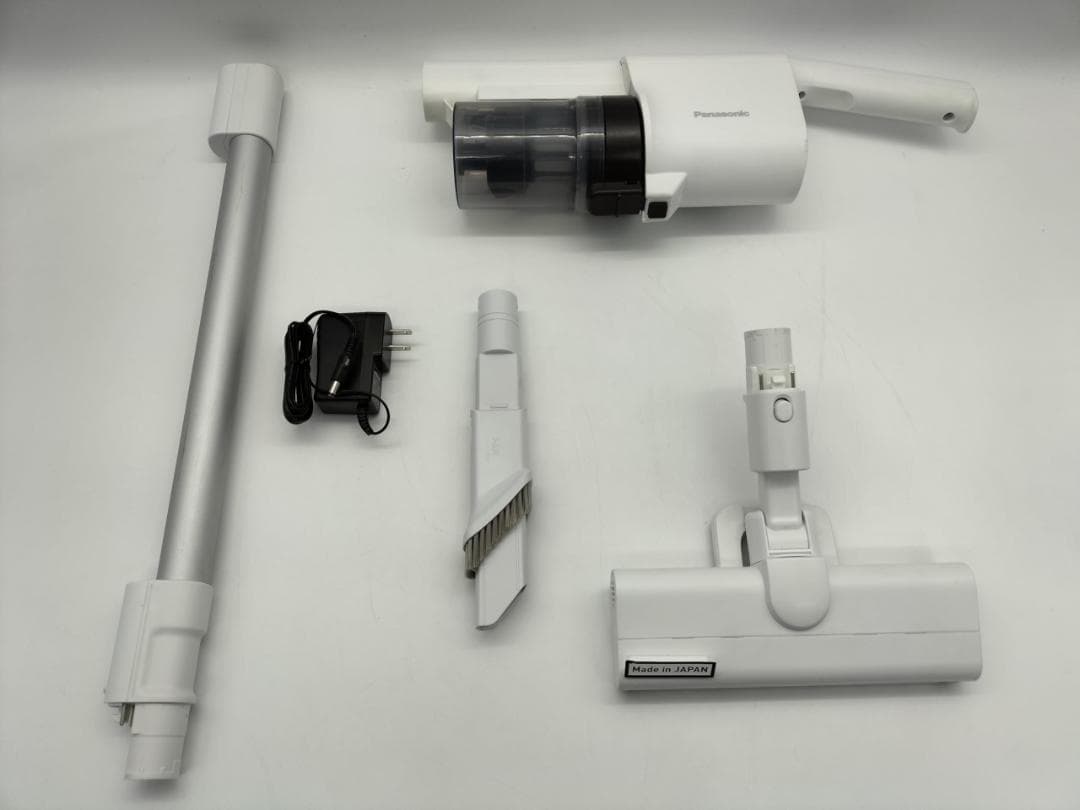 パナソニック コードレス掃除機 軽量 MC-SB33J-W